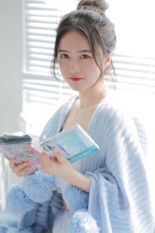 女人被狂躁C到高潮喷水A作文