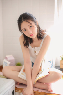 丰满的少妇视频高清观看